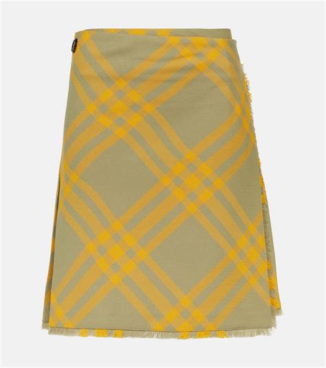 kilt burberry walter|burberry wool blend kilt.